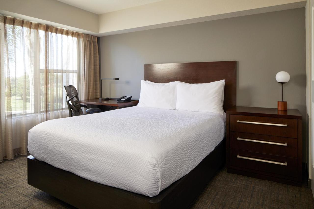 Residence Inn San Diego Carlsbad Eksteriør billede